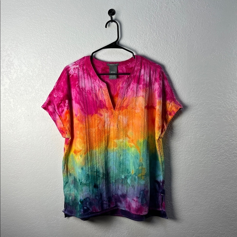 Matty M Women's Tie Dye Pink Cotton Top Cuff Short Sleeve V Neck Sz L TC0190